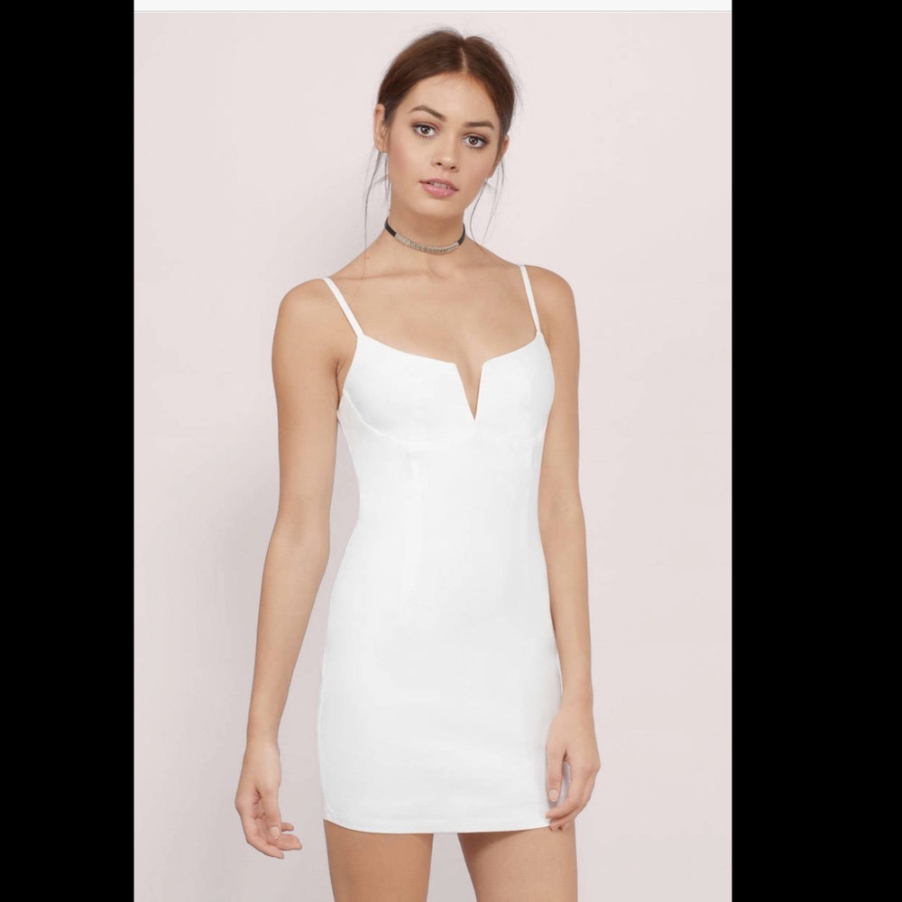 🍑Tobi "In Your Dreams" dress in white. Size L 🍑