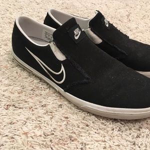 Nike Slip-Ons