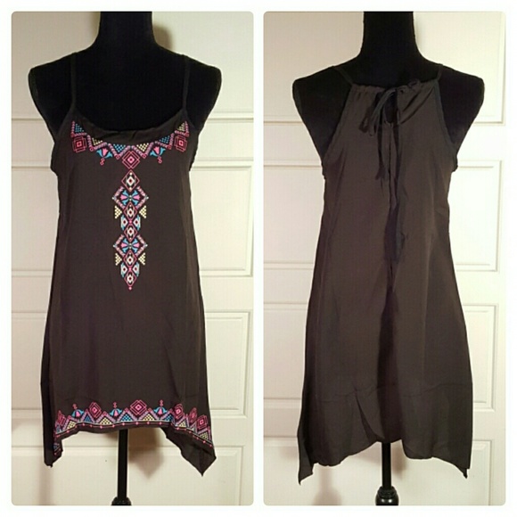 🚫SOLD🚫      🎈LAST ONE: SIZE M.  Beach cover up - Picture 3 of 5