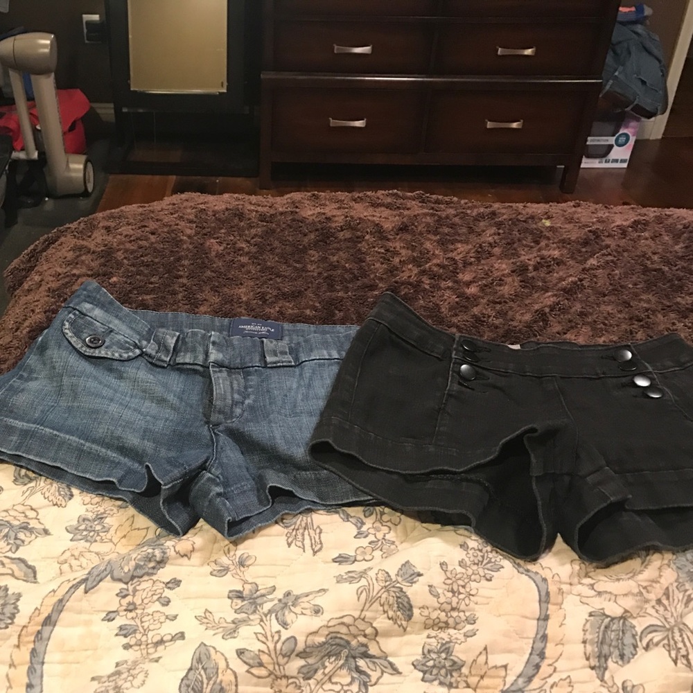 2 pair of short shorts