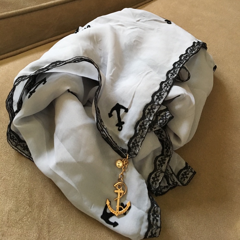 Anchor patterned scarf w/ anchor and gem charm