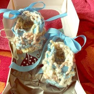 Premie Bamboo Silk Luxury Baby Boy Knitted Booties