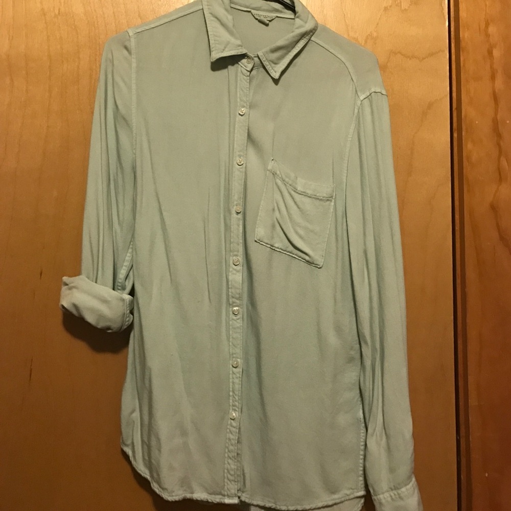 Aeropostale button up