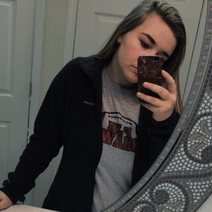 Meet your Posher, Avery