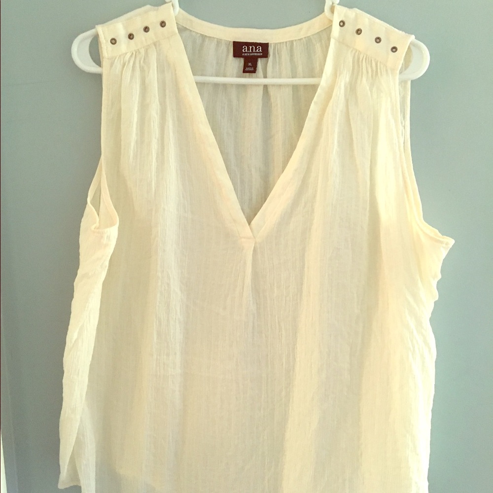 Sleeveless Top