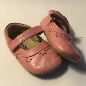 See Kai Run 12-18 months