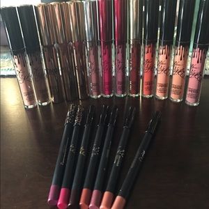 Kylie Cosmetics Lipkit Bundle