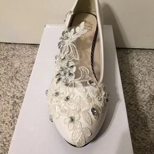 Lace Bridal Ivory Kitten Heels
