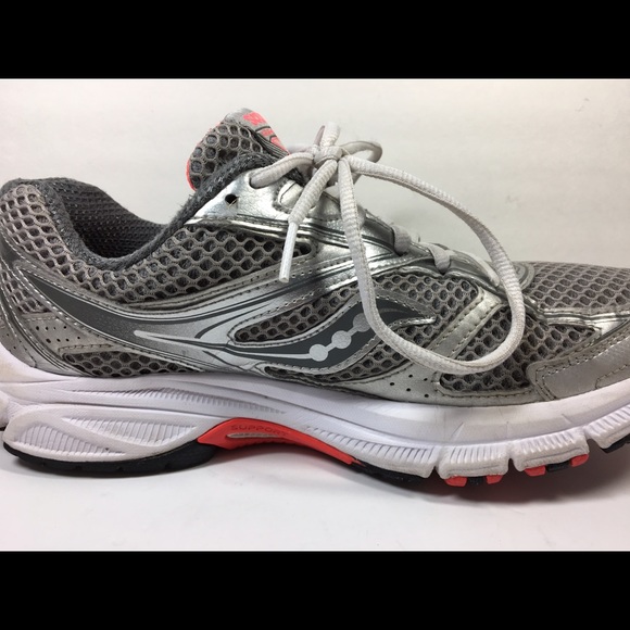 saucony cross trainer