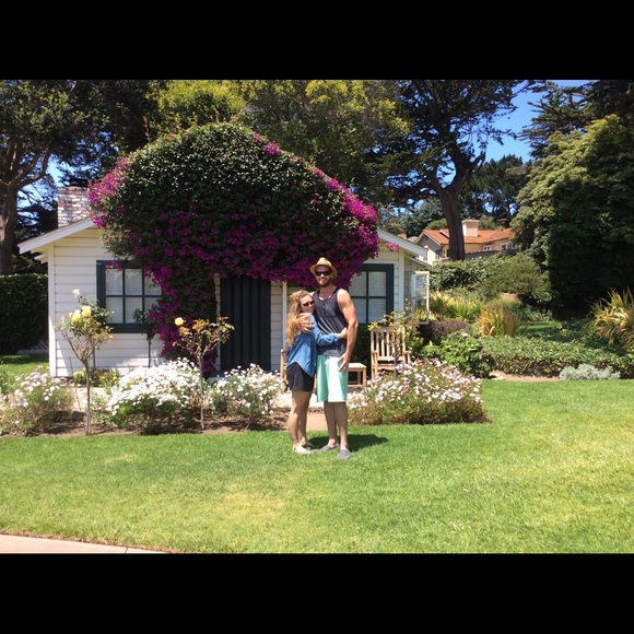 Meet your Posher, Brooke - Picture 3 of 4