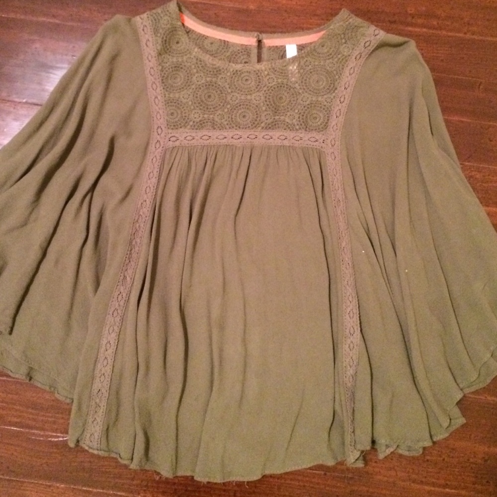 Ladies Boho peasant top- lace top size M
