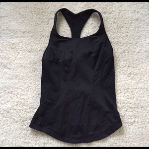 Lululemon black fitted athletic tank top size 6