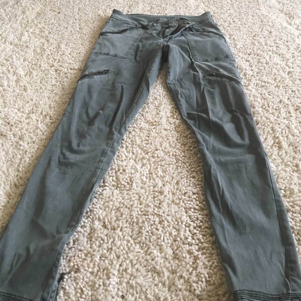 blank NYC cargo pant