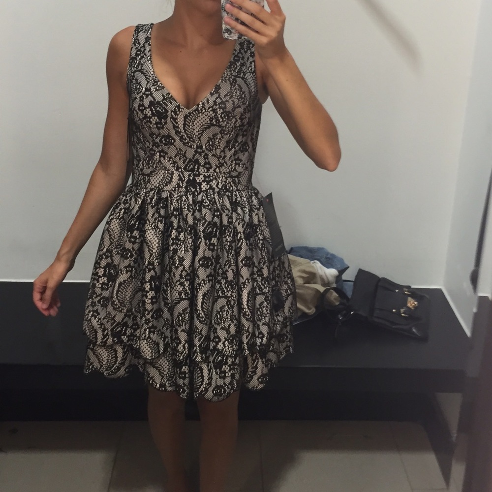 Bebe Dress
