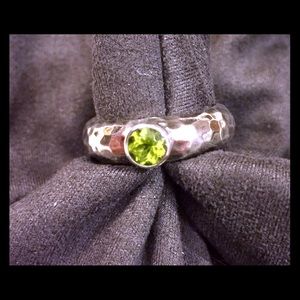 Silpada Sterling Silver Ring w/ Peridot
