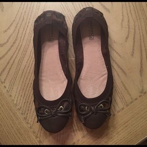 New without box animal print Sperry flats