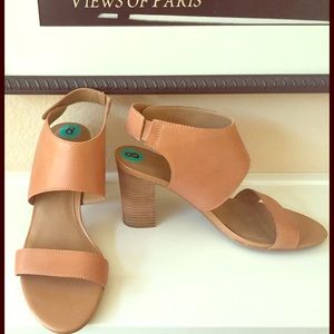 New Franco Sarto heel sandals size 8