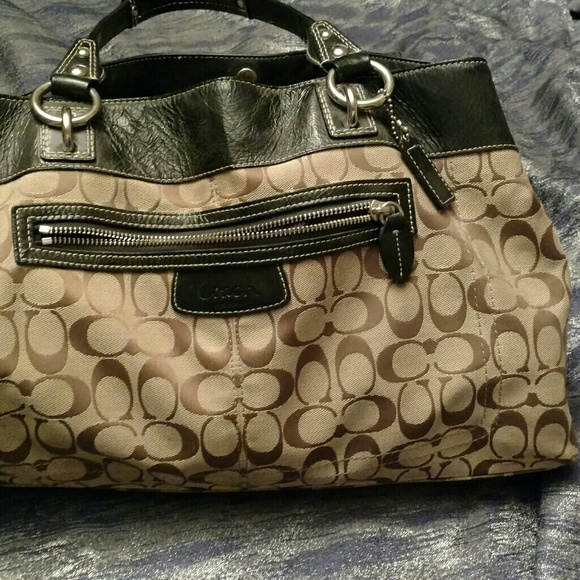 Handbag - Picture 1 of 2