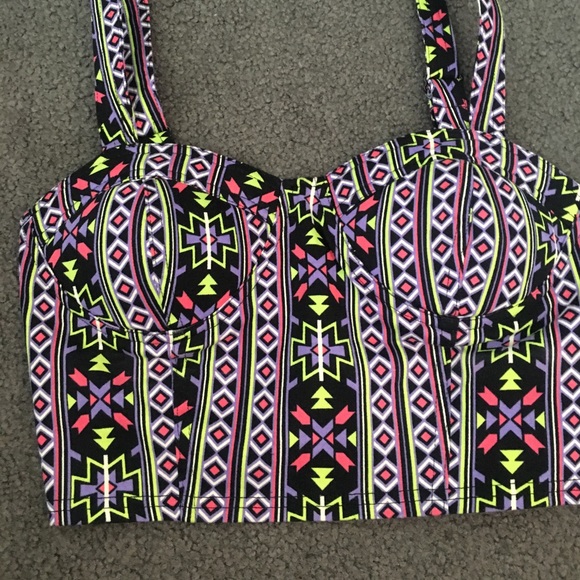 SOLD💋 - Picture 3 of 5