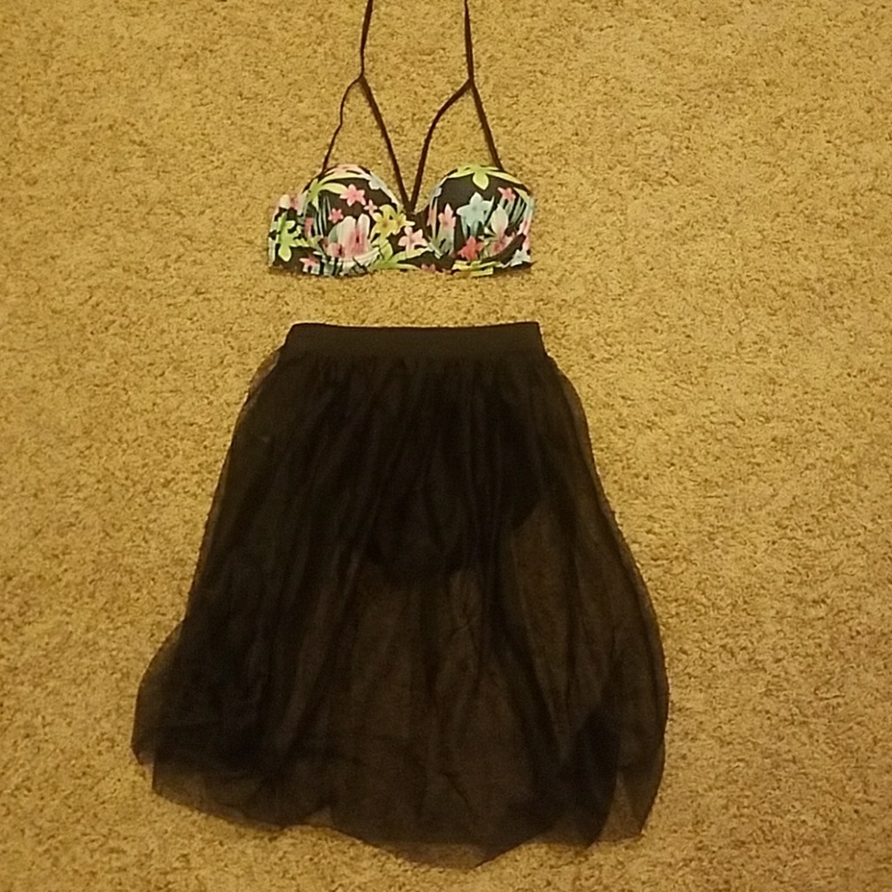 Bathing suit