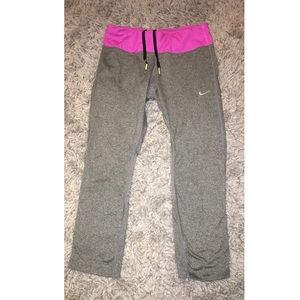 Nike cropped leggings