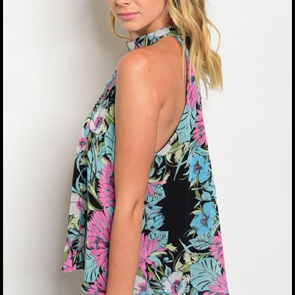  HP Flirty Black Floral halter - Picture 3 of 6