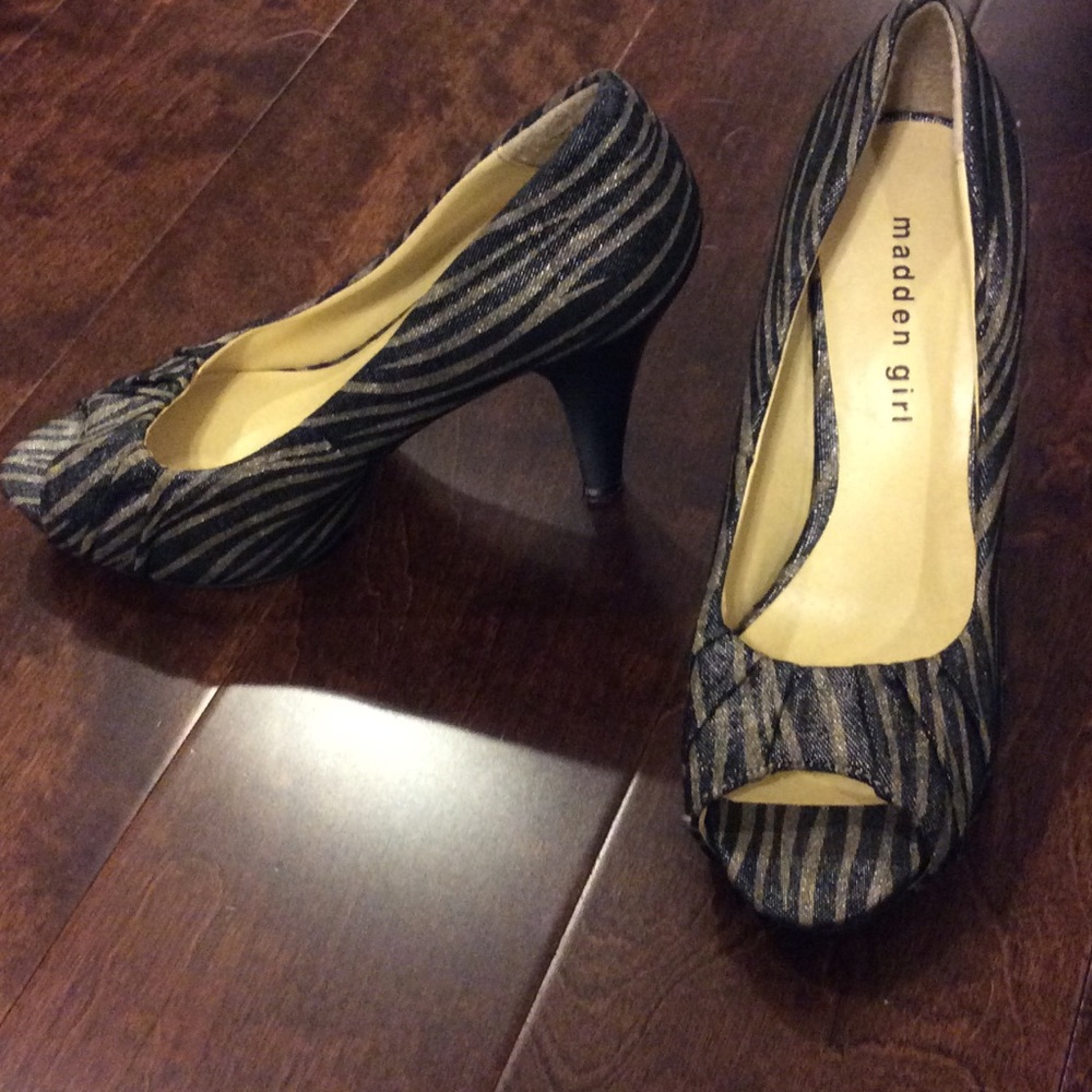 Peep toe heels