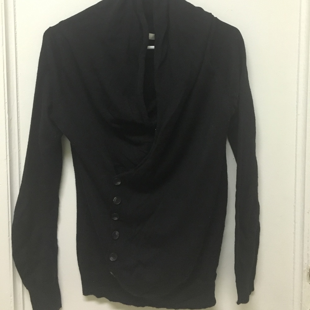 YA Los Angeles Black wrap Sweater