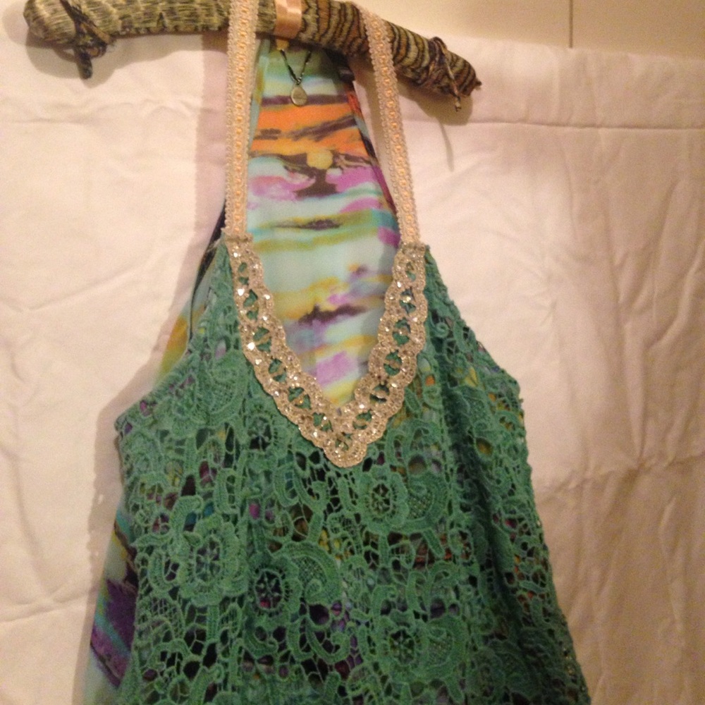 BKE Boutique L Mint green embellished crochet top