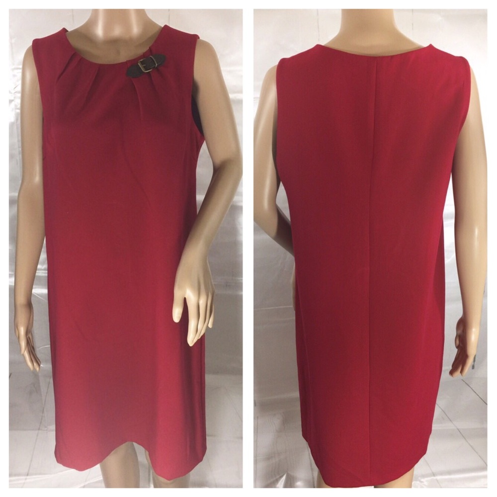 ⬇️Tommy Hilfiger women's Shift Red Buckets  Dress