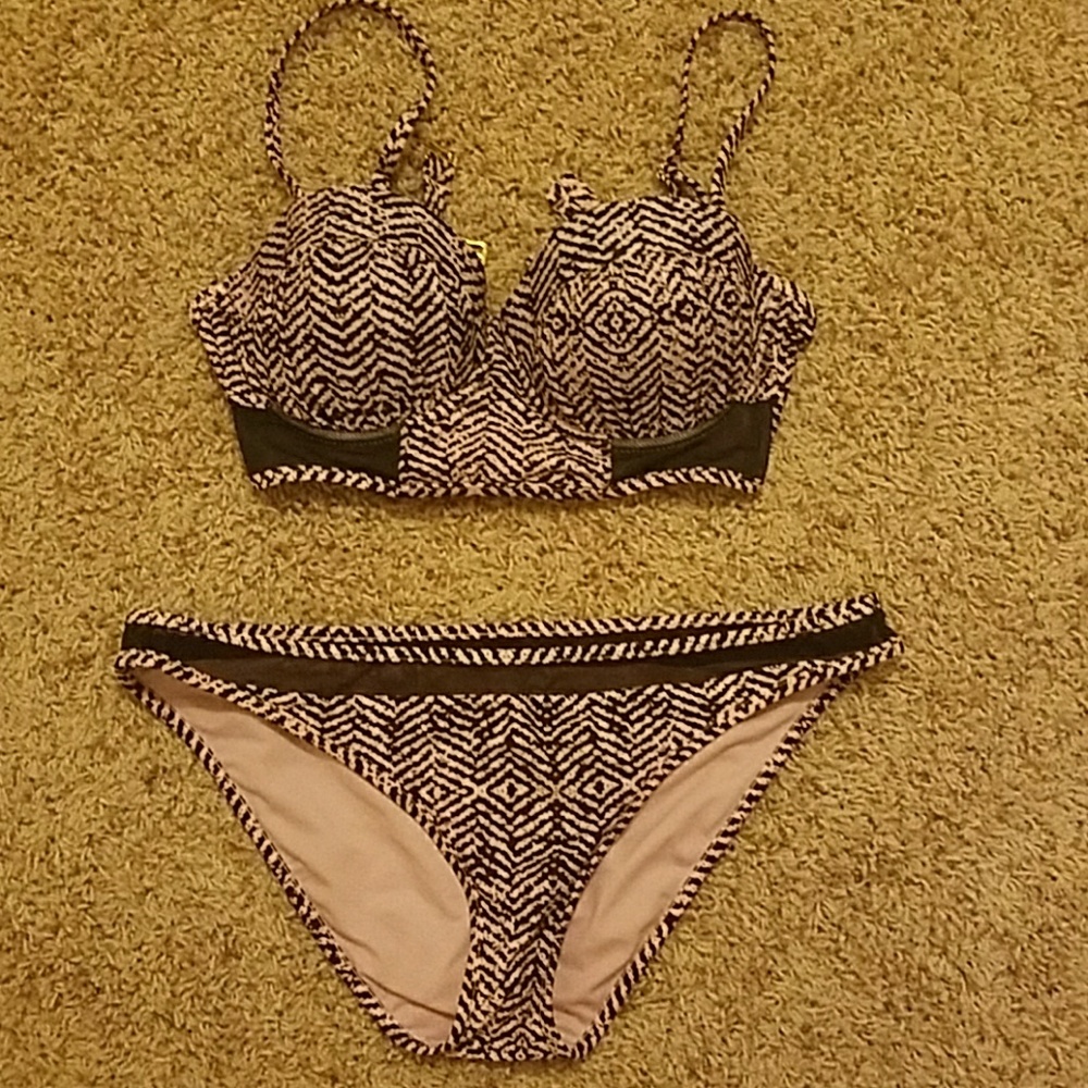 Pink and black 2 piece bathing suit