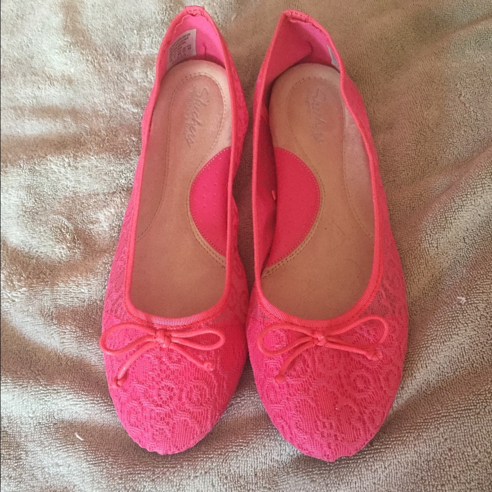 Pink flats