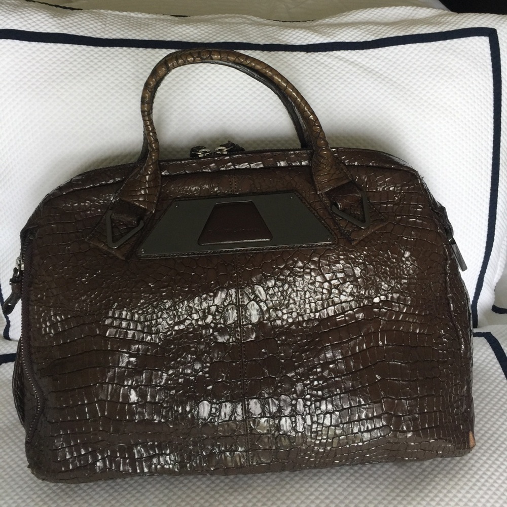 Final Sale. Large beautiful leather cross body