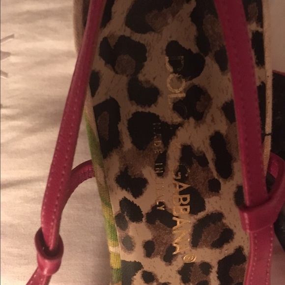 Shoes 👠 - Picture 4 of 4