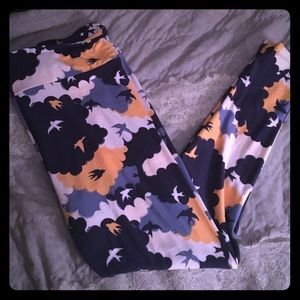 New lularoe bird and cloud leggings! 🦄
