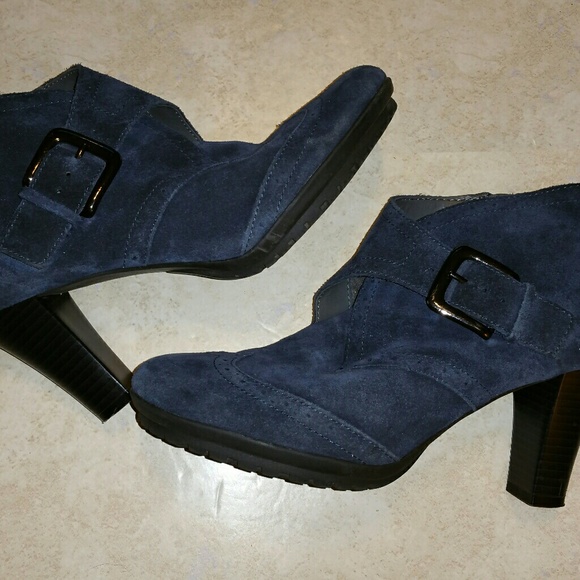 Aerosoles  Shoes - Aerosoles Navy Ankle Booties