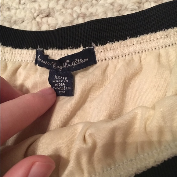 American Eagle skirt - Picture 2 of 2