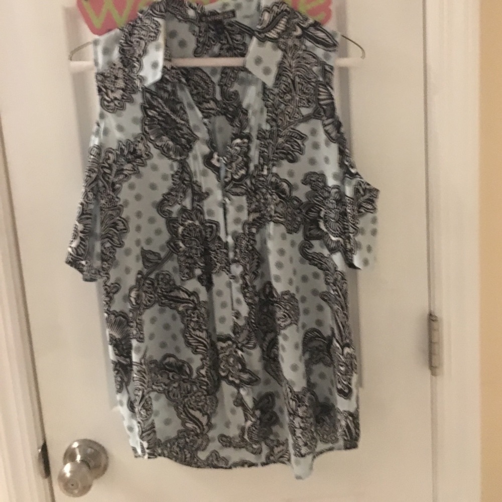 Express cold shoulder top