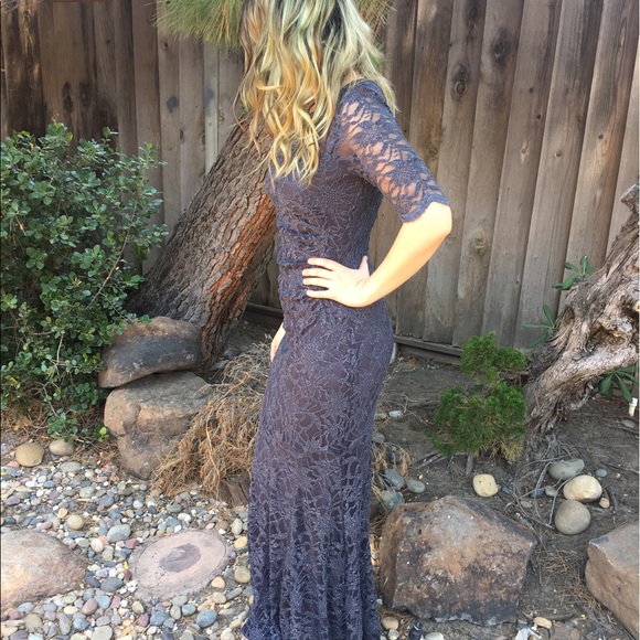 gray shiny maxi length quarter sleeved lace dress - Picture 4 of 5