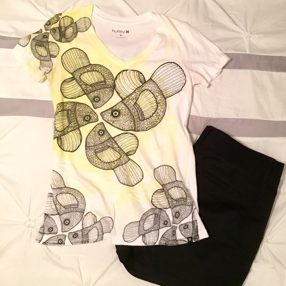 Hurley Spring/Summer T Shirt - Picture 1 of 4
