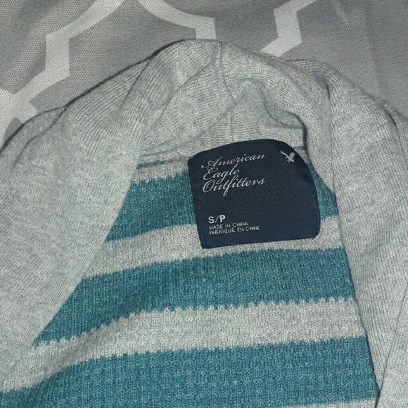 American Eagle Striped button up cardigan - Picture 3 of 3