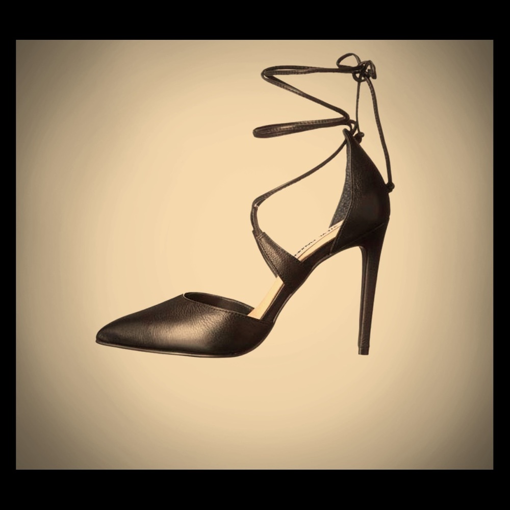 Steve Madden Sexy Lace Up Pump