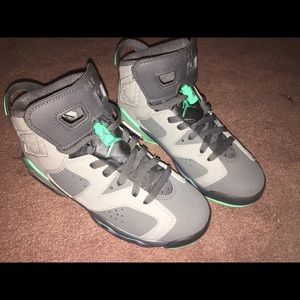 Grey & green Jordan 6