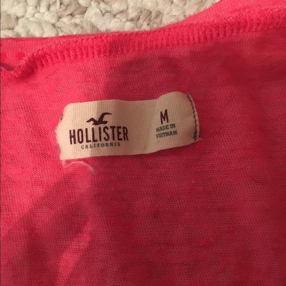 V neck - Picture 2 of 3