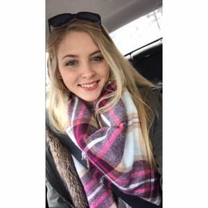 Meet your Posher, Kacie