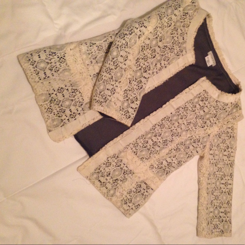 White / Blue Crochet Floral Blazer Size XS