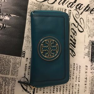 Tory Butch Wallet