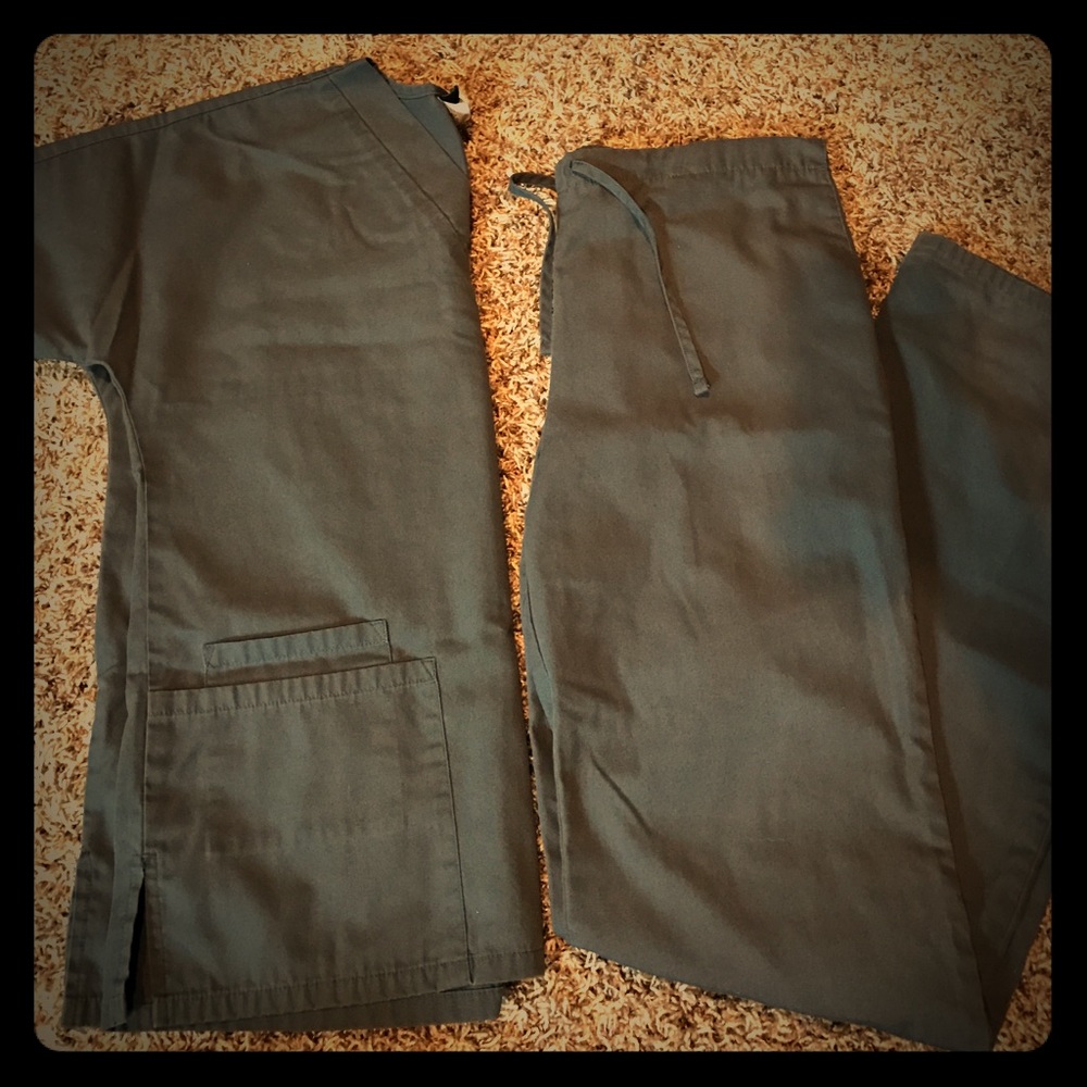 Cherokee Workwear scrub set