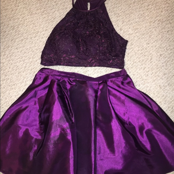 formal dress - Picture 1 of 4