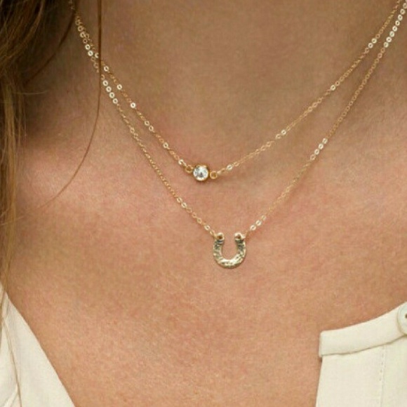 WILA Jewelry - Horse shoe necklace